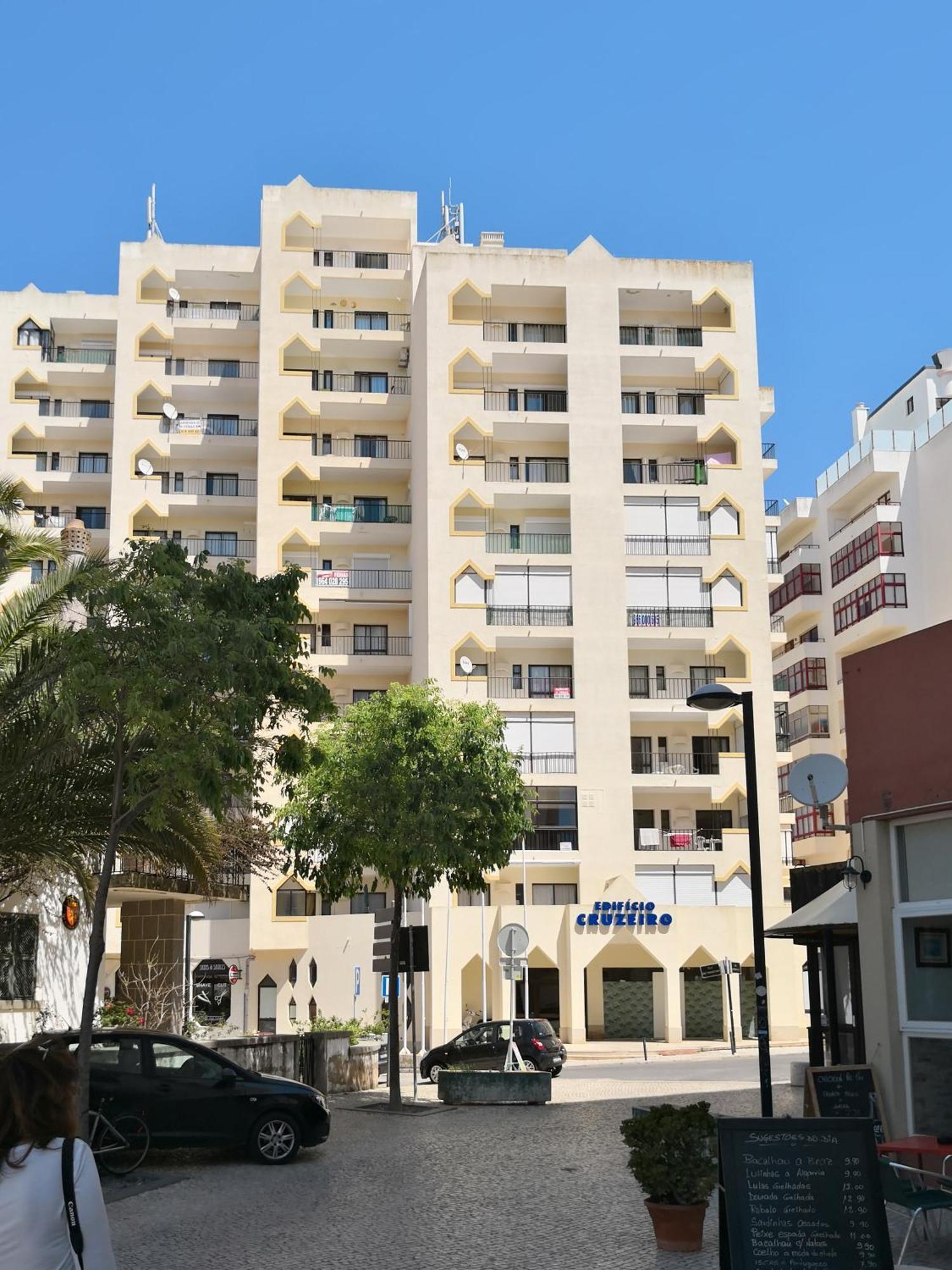 Apartamento Rocha Cinza *