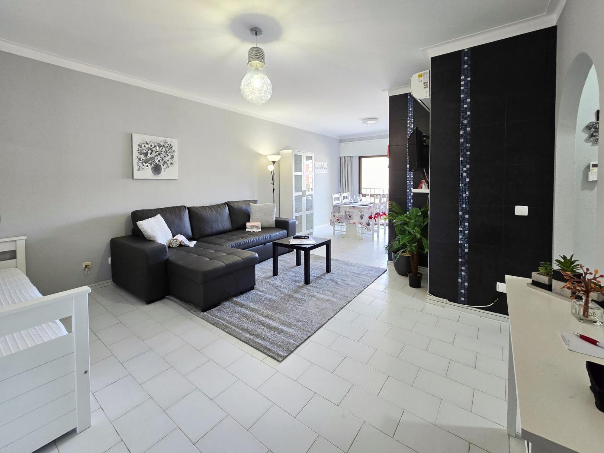Rocha Cinza Apartment